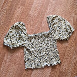 Brave Soul Floral Puff Sleeve Crop Top - Yellow and Black